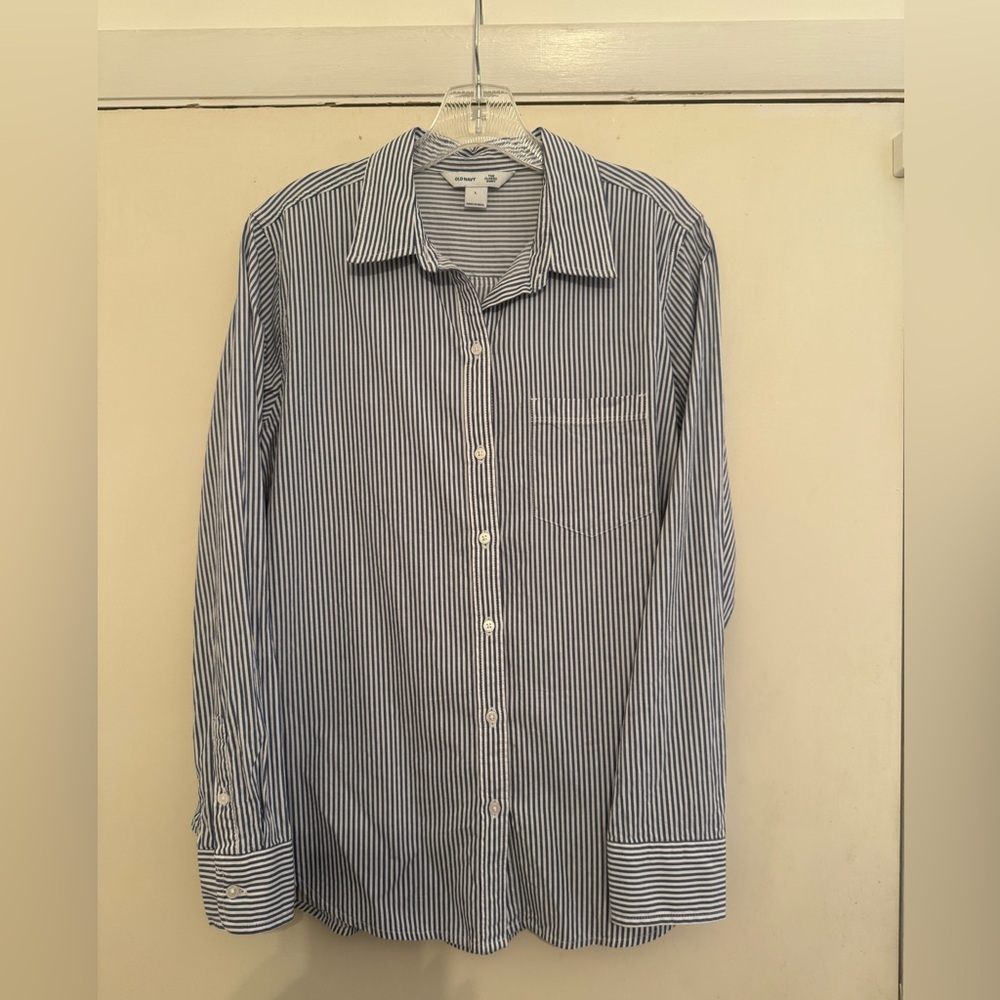 Old Navy Women’s Classic Button Up Shirt